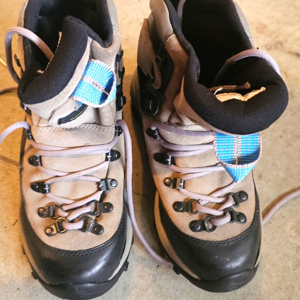 Greatland hiking shoes